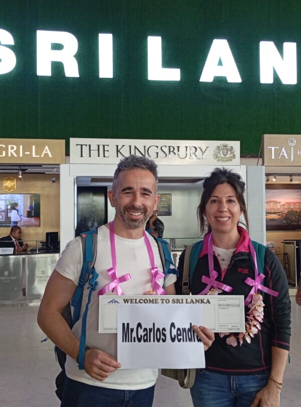 visit-srilanka-taxia-airport-drop-pickup